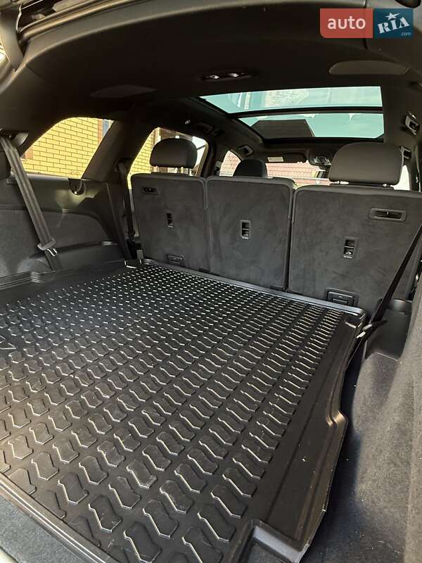 Внедорожник / Кроссовер Audi Q7 2021 в Сарнах