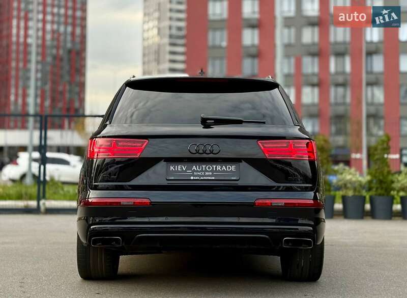 Позашляховик / Кросовер Audi Q7 2016 в Києві фото 13 Позашляховик / Кросовер Audi Q7 2016 в Києві