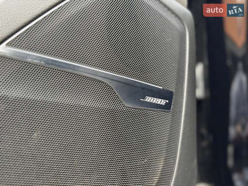 Позашляховик / Кросовер Audi Q7 2015 в Івано-Франківську фото 39 Позашляховик / Кросовер Audi Q7 2015 в Івано-Франківську