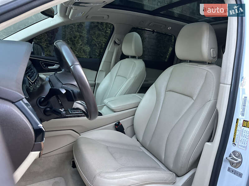 Позашляховик / Кросовер Audi Q7 2016 в Львові