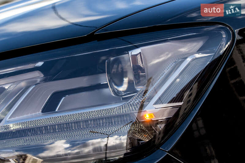 Позашляховик / Кросовер Audi Q7 2017 в Львові