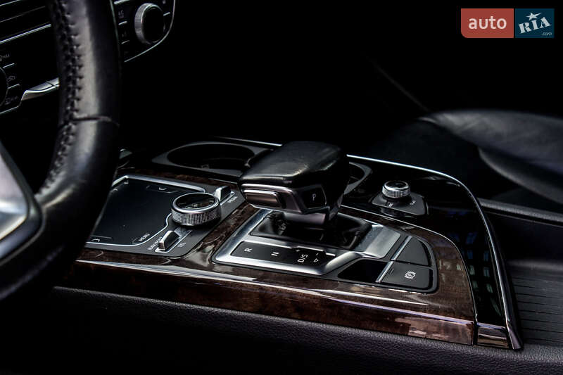 Позашляховик / Кросовер Audi Q7 2017 в Львові