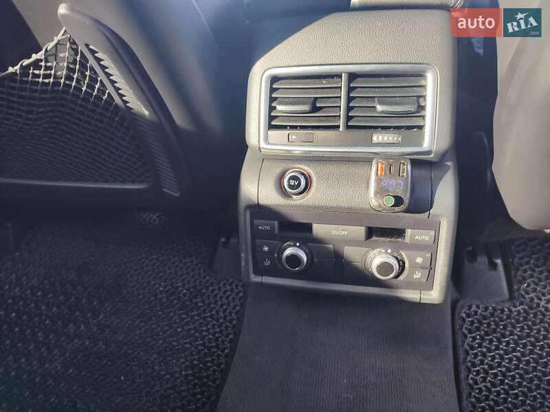 Внедорожник / Кроссовер Audi Q7 2010 в Дубно фото 9 Внедорожник / Кроссовер Audi Q7 2010 в Дубно