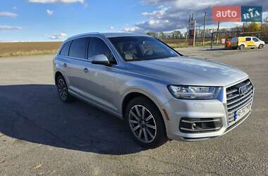 Позашляховик / Кросовер Audi Q7 2017 в Вінниці