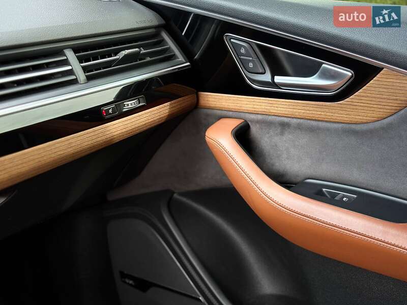 Позашляховик / Кросовер Audi Q7 2017 в Стрию фото 62 Позашляховик / Кросовер Audi Q7 2017 в Стрию