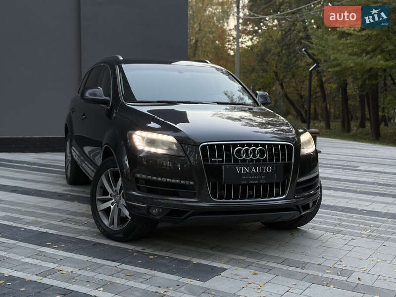 Позашляховик / Кросовер Audi Q7 2014 в Тернополі