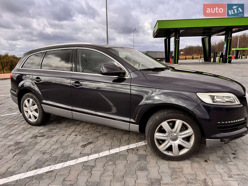 Позашляховик / Кросовер Audi Q7 2006 в Вінниці