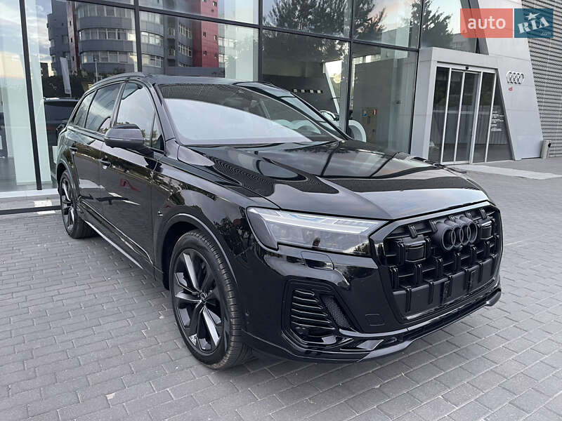 Позашляховик / Кросовер Audi Q7 2024 в Ужгороді