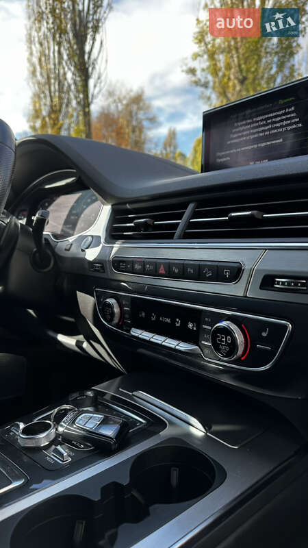 Позашляховик / Кросовер Audi Q7 2017 в Києві фото 19 Позашляховик / Кросовер Audi Q7 2017 в Києві