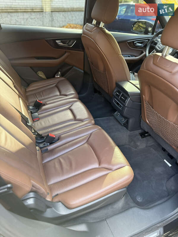 Позашляховик / Кросовер Audi Q7 2016 в Львові фото 32 Позашляховик / Кросовер Audi Q7 2016 в Львові