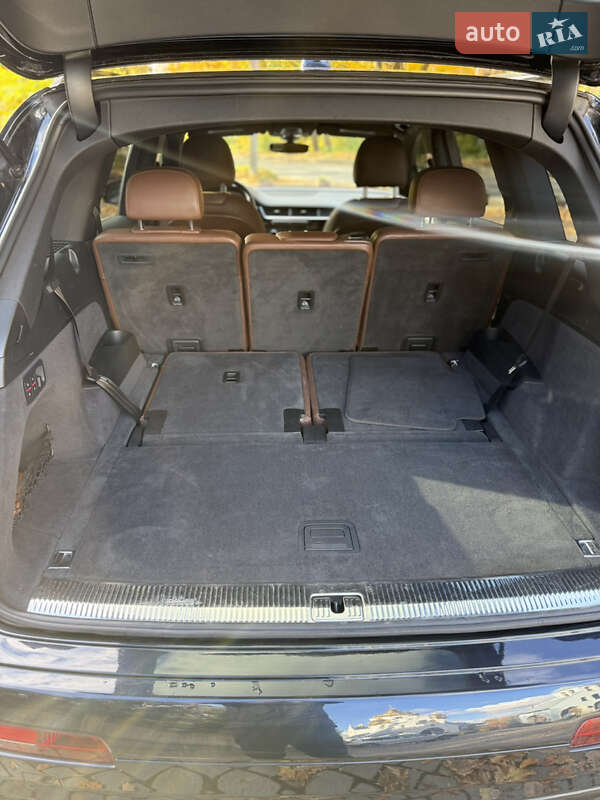 Позашляховик / Кросовер Audi Q7 2016 в Львові фото 34 Позашляховик / Кросовер Audi Q7 2016 в Львові