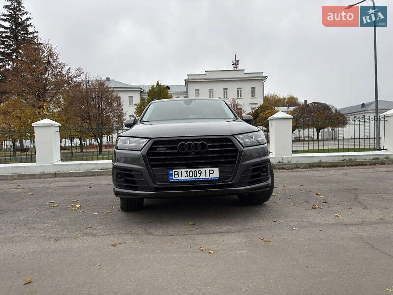 Внедорожник / Кроссовер Audi Q7 2019 в Полтаве