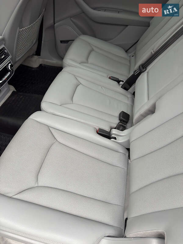 Внедорожник / Кроссовер Audi Q7 2019 в Полтаве