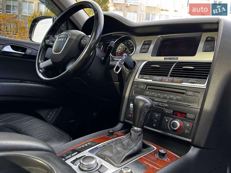 Позашляховик / Кросовер Audi Q7 2007 в Дніпрі фото 13 Позашляховик / Кросовер Audi Q7 2007 в Дніпрі