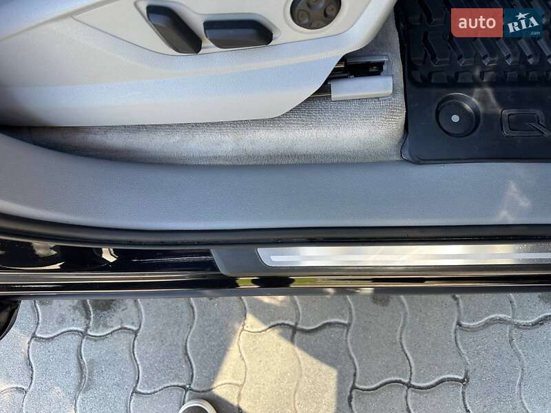 Внедорожник / Кроссовер Audi Q7 2017 в Львове