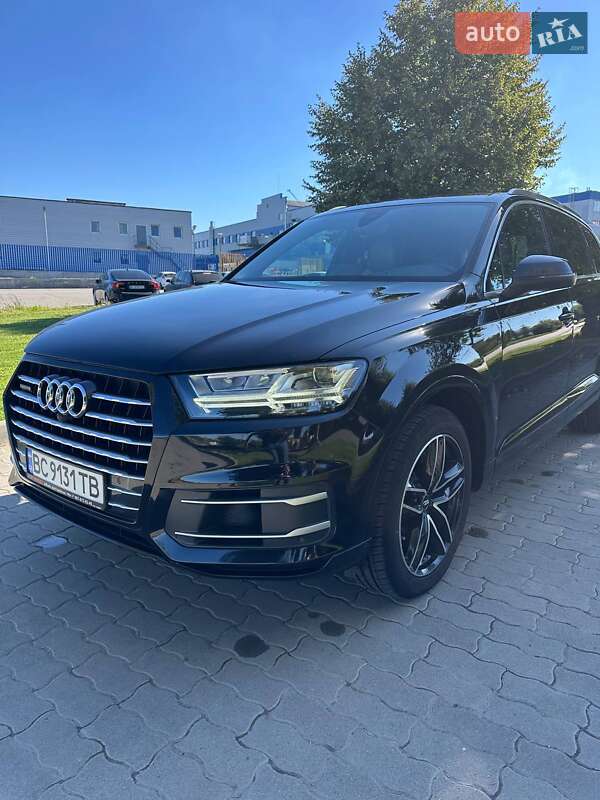 Внедорожник / Кроссовер Audi Q7 2017 в Львове