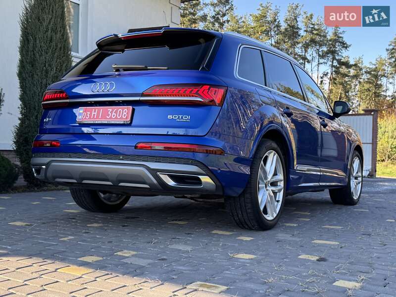 Внедорожник / Кроссовер Audi Q7 2021 в Киеве