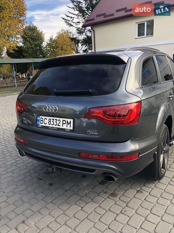 Позашляховик / Кросовер Audi Q7 2015 в Львові