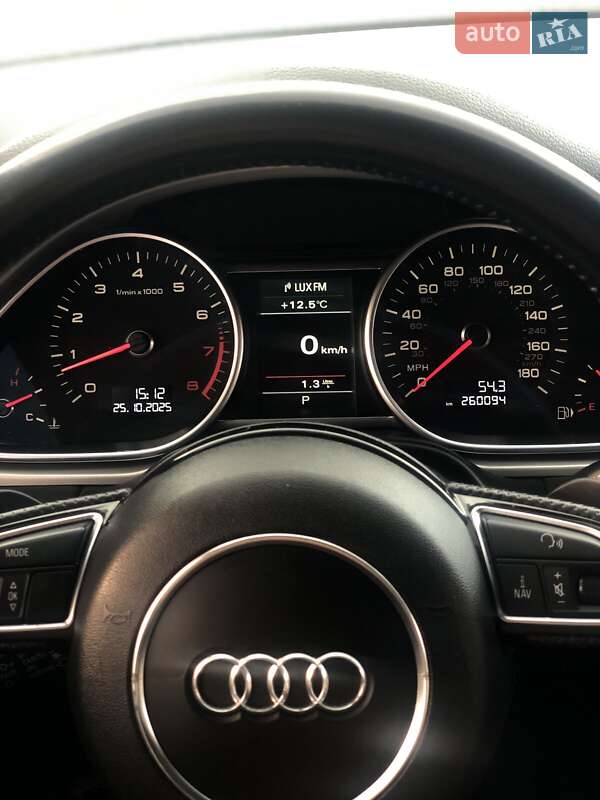 Позашляховик / Кросовер Audi Q7 2015 в Львові