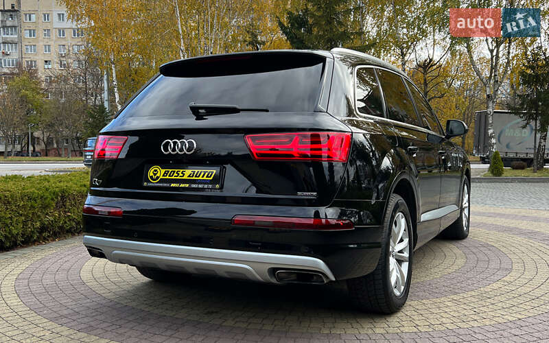 Позашляховик / Кросовер Audi Q7 2019 в Львові