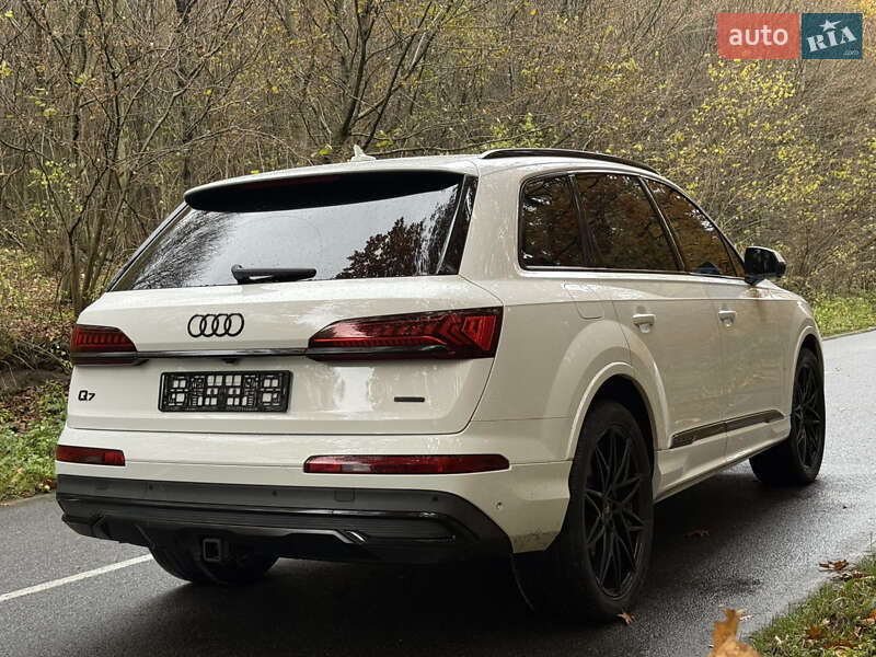 Внедорожник / Кроссовер Audi Q7 2020 в Львове