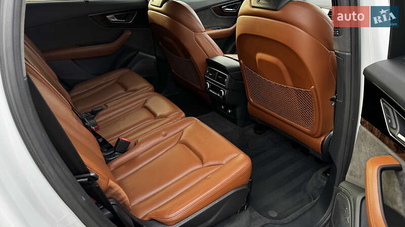 Позашляховик / Кросовер Audi Q7 2018 в Тернополі фото 17 Позашляховик / Кросовер Audi Q7 2018 в Тернополі