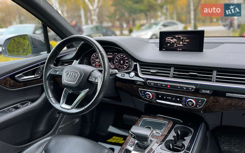 Внедорожник / Кроссовер Audi Q7 2018 в Львове