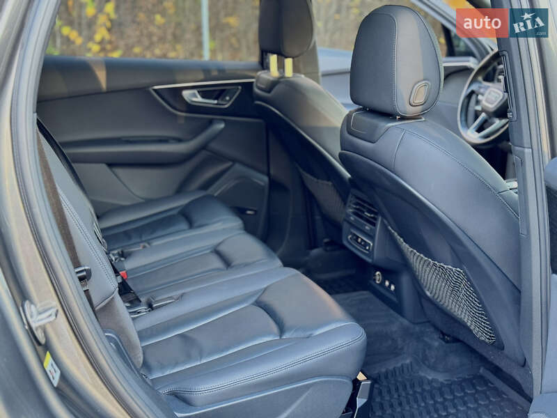 Позашляховик / Кросовер Audi Q7 2020 в Олевську фото 18 Позашляховик / Кросовер Audi Q7 2020 в Олевську