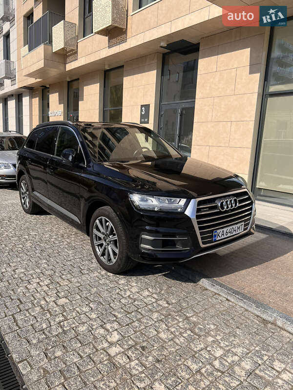 Позашляховик / Кросовер Audi Q7 2017 в Києві