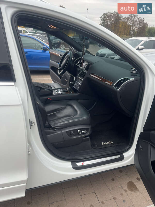 Внедорожник / Кроссовер Audi Q7 2015 в Житомире фото 12 Внедорожник / Кроссовер Audi Q7 2015 в Житомире