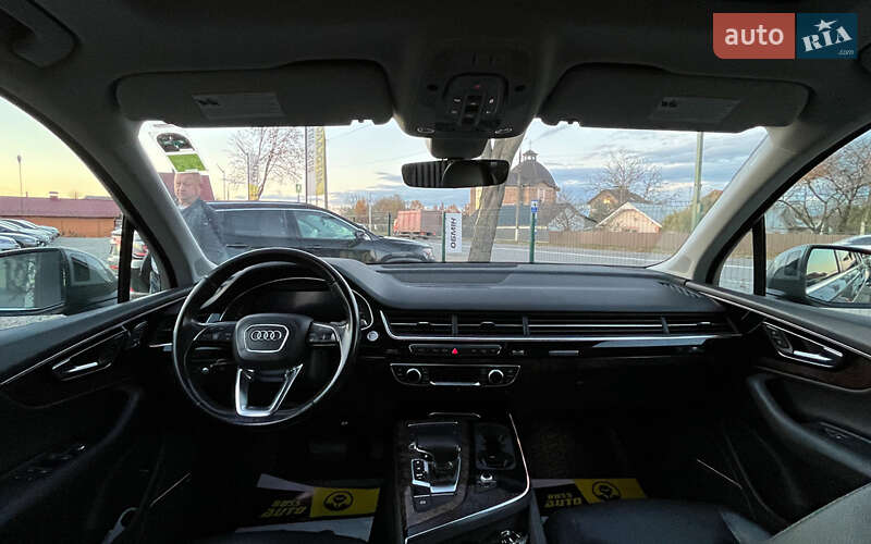 Внедорожник / Кроссовер Audi Q7 2017 в Коломые