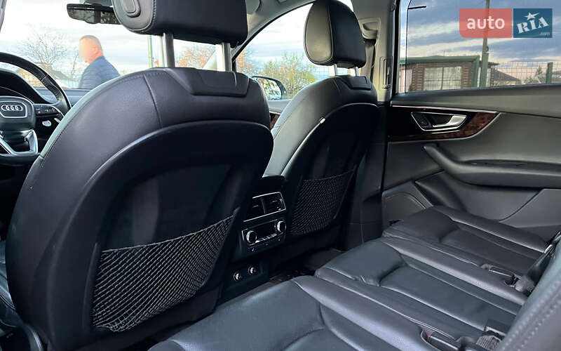 Внедорожник / Кроссовер Audi Q7 2017 в Коломые