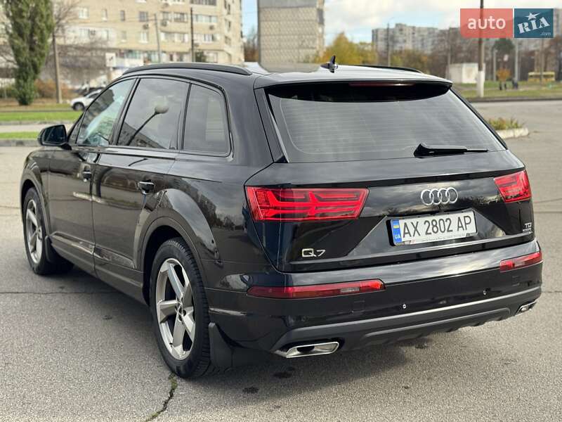 Внедорожник / Кроссовер Audi Q7 2017 в Харькове фото 12 Внедорожник / Кроссовер Audi Q7 2017 в Харькове