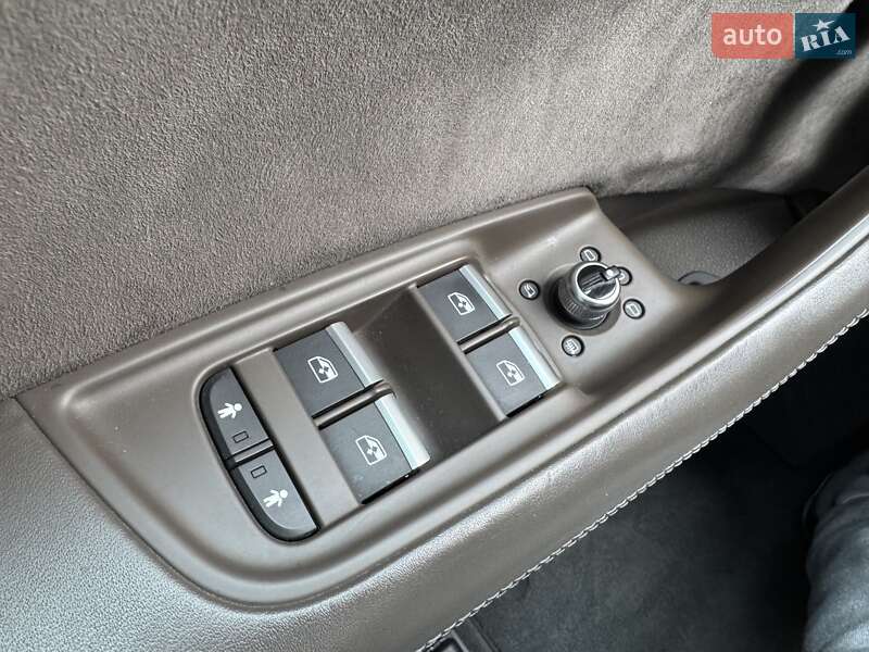 Внедорожник / Кроссовер Audi Q7 2017 в Харькове фото 17 Внедорожник / Кроссовер Audi Q7 2017 в Харькове