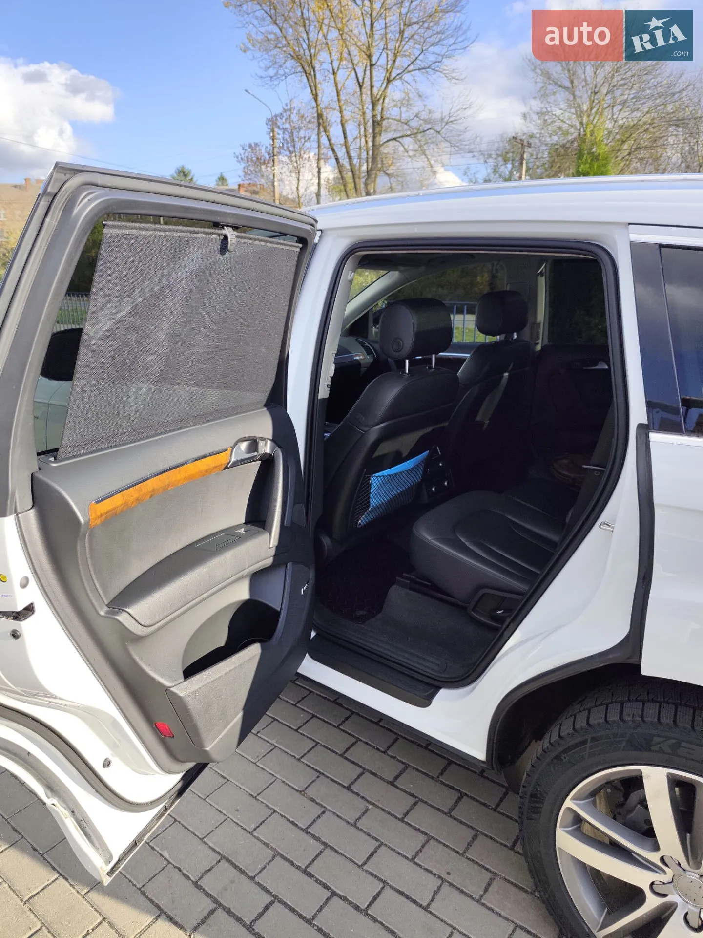 Audi Q7 2015 VIN WA1LGAFEXFD024321 фото оголошення 5 з 19
