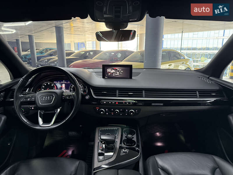 Позашляховик / Кросовер Audi Q7 2017 в Одесі