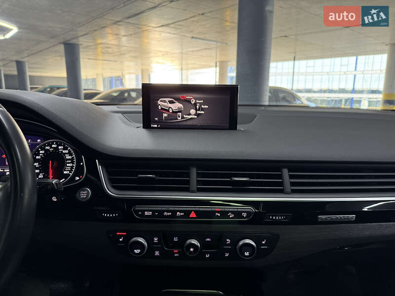 Позашляховик / Кросовер Audi Q7 2017 в Одесі