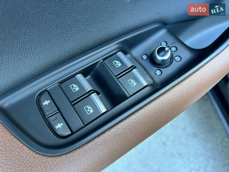 Позашляховик / Кросовер Audi Q7 2020 в Благовіщенську