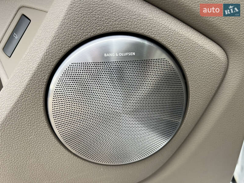 Позашляховик / Кросовер Audi Q7 2012 в Дніпрі