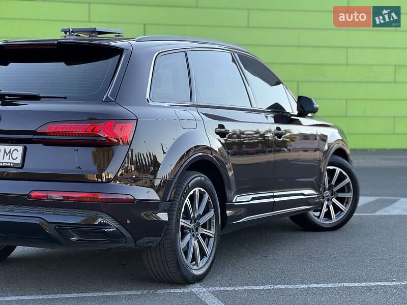 Внедорожник / Кроссовер Audi Q7 2022 в Киеве фото 18 Внедорожник / Кроссовер Audi Q7 2022 в Киеве