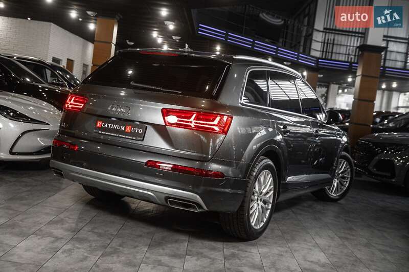Позашляховик / Кросовер Audi Q7 2015 в Одесі фото 29 Позашляховик / Кросовер Audi Q7 2015 в Одесі