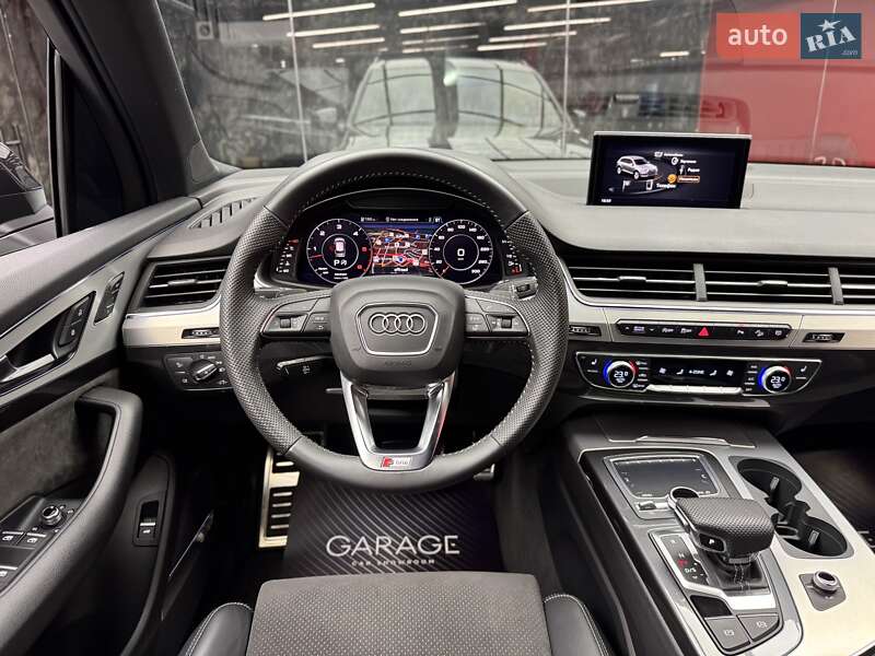 Позашляховик / Кросовер Audi Q7 2019 в Києві