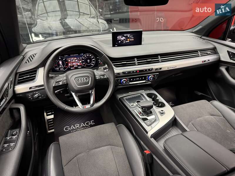 Позашляховик / Кросовер Audi Q7 2019 в Києві