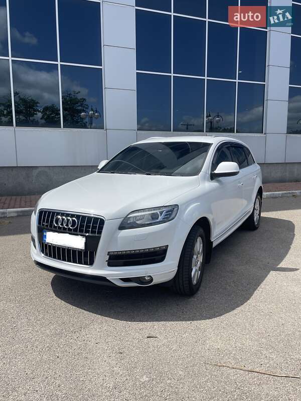 Позашляховик / Кросовер Audi Q7 2014 в Білій Церкві
