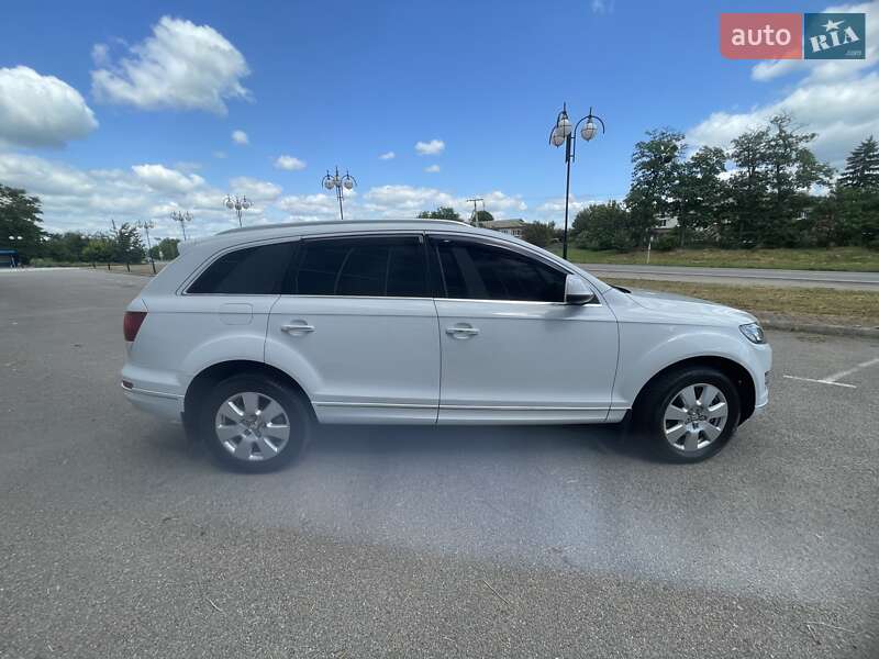 Позашляховик / Кросовер Audi Q7 2014 в Білій Церкві