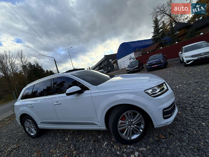 Позашляховик / Кросовер Audi Q7 2018 в Трускавці