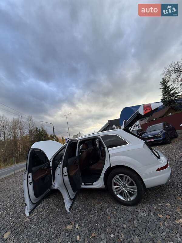 Позашляховик / Кросовер Audi Q7 2018 в Трускавці