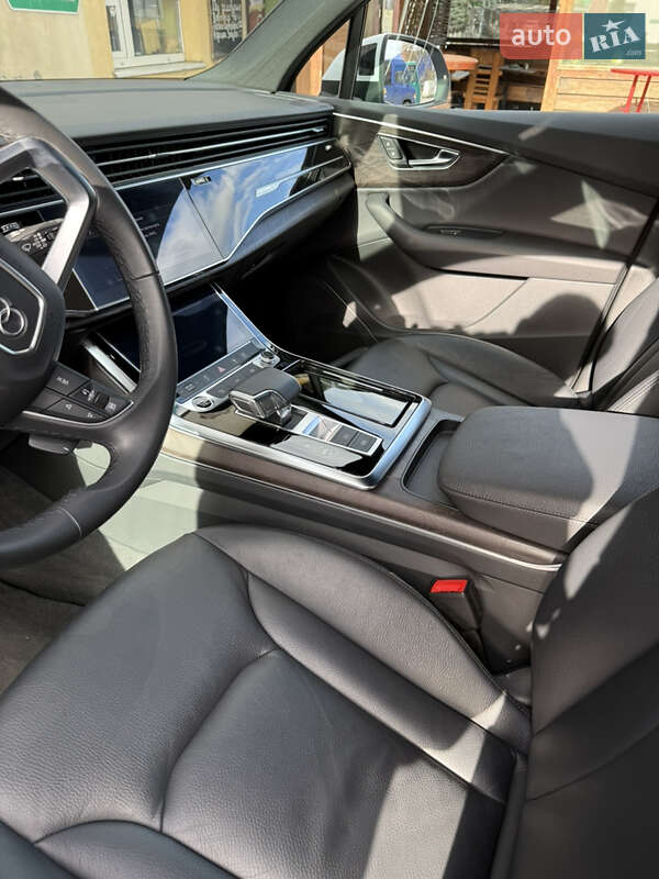 Внедорожник / Кроссовер Audi Q7 2021 в Львове фото 9 Внедорожник / Кроссовер Audi Q7 2021 в Львове