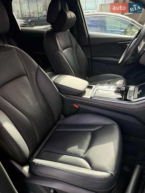 Внедорожник / Кроссовер Audi Q7 2021 в Львове фото 13 Внедорожник / Кроссовер Audi Q7 2021 в Львове