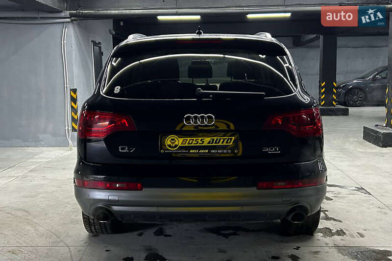 Позашляховик / Кросовер Audi Q7 2013 в Чернівцях